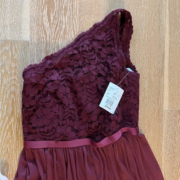David’s bridesmaids one shoulder flowy dress new with tag dark burgundy lace - Picture 5 of 8